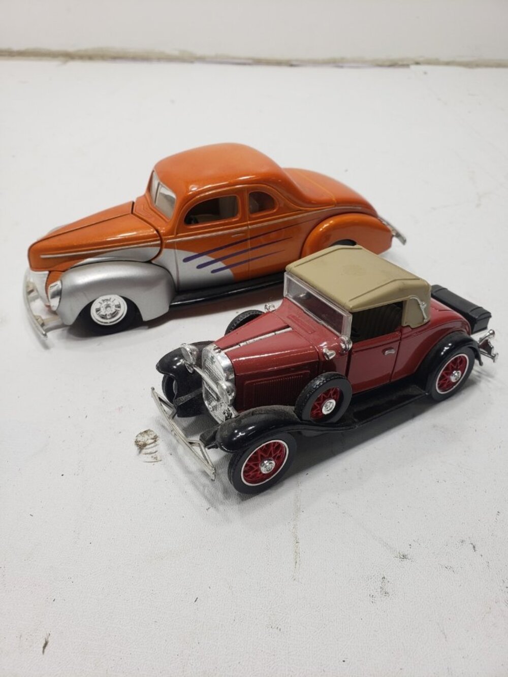 Vintage Diecast Car Lot 1940 Ford Street Rod & 1931 Chevrolet Sports Cabriolet